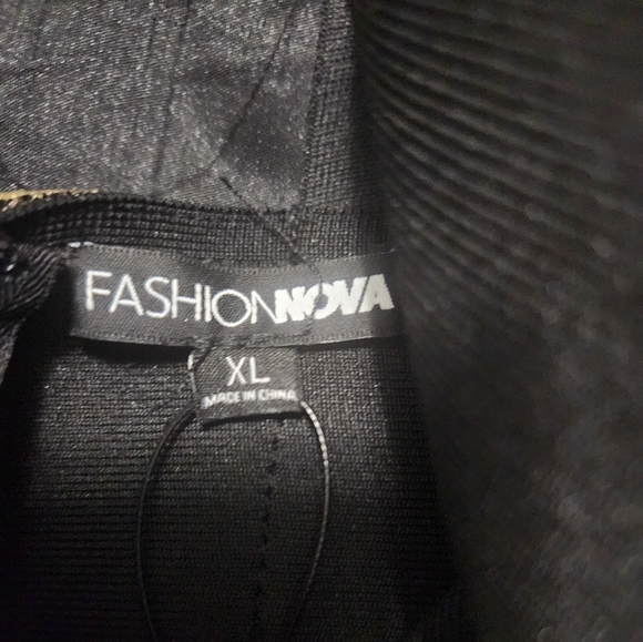 Womens Dress - Picture 4 of 6